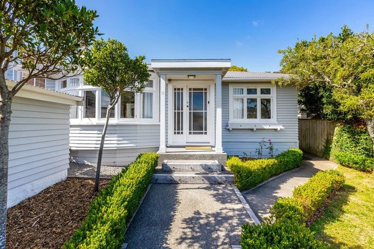 Photo of property in 13 Firth Terrace, Karori, Wellington, 6012