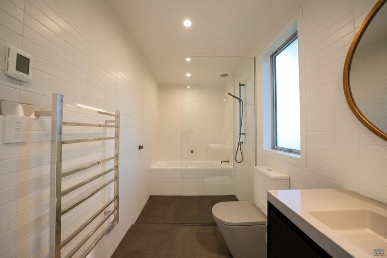 Photo of property in 63 Taumata Road, Omaha, 0986