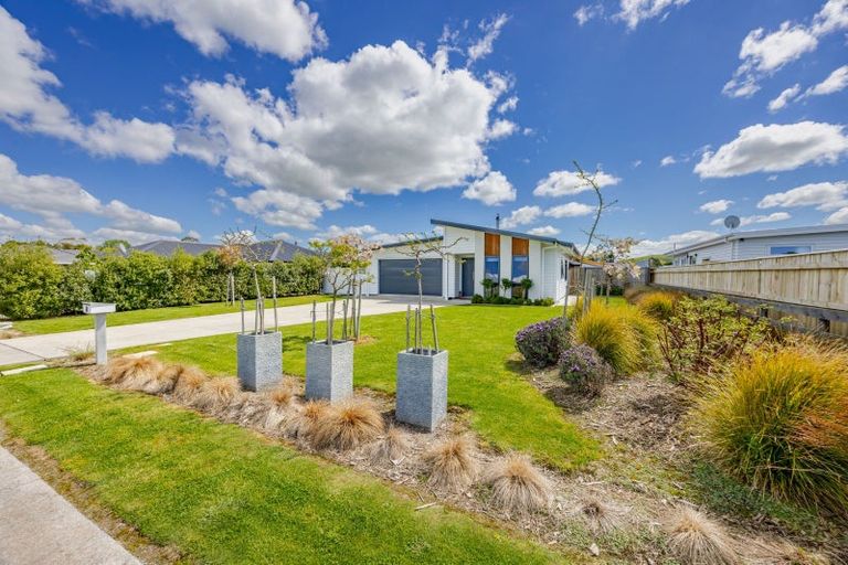 Photo of property in 8 White Road, Otane, 4202