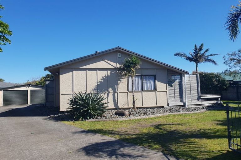 Photo of property in 52 Topaz Drive, Papamoa Beach, Papamoa, 3118