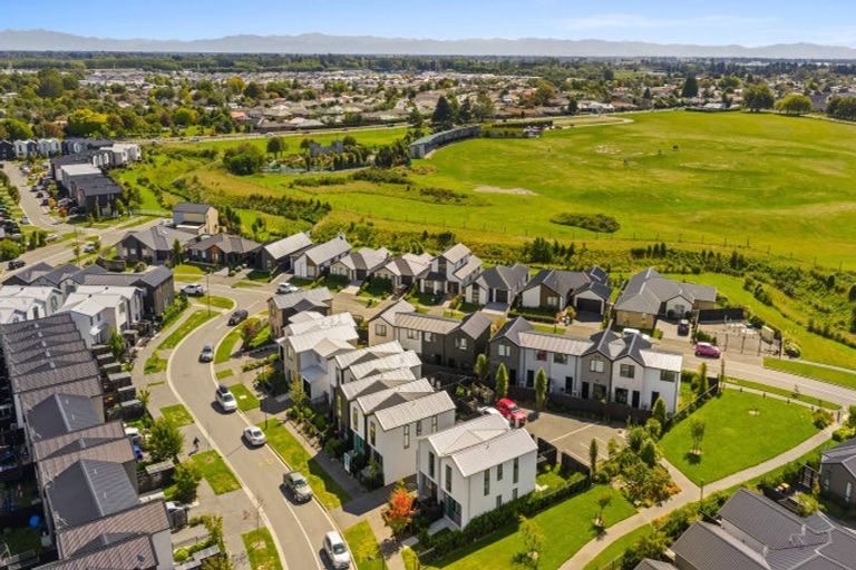 Photo of property in 64 Miromiro Street, Broomfield, Christchurch, 8042