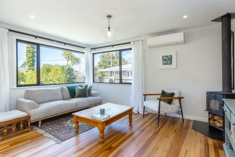 Photo of property in 14 Wood Street, Greytown, 5712