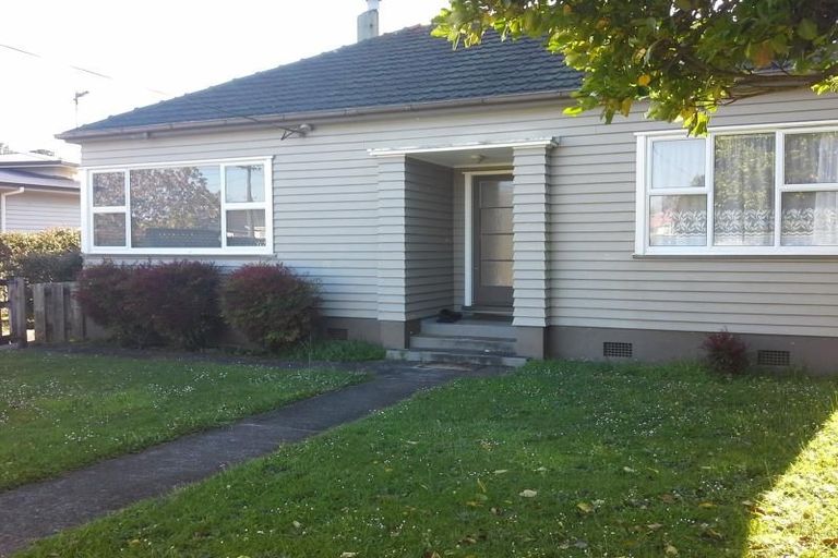 Photo of property in 83 Brooklands Road, Brooklands, New Plymouth, 4310