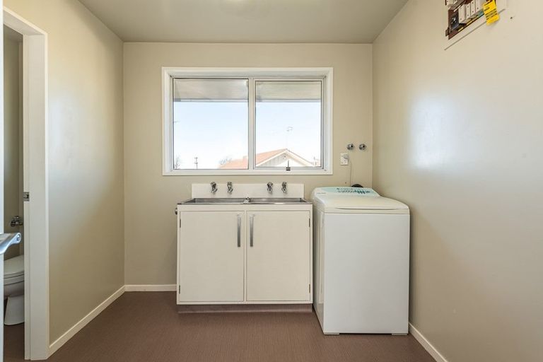 Photo of property in 4a Lakewood Drive, Burwood, Christchurch, 8083