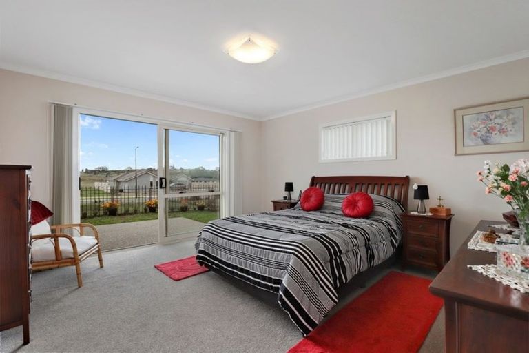 Photo of property in 11 Bragato Way, Te Kauwhata, 3710