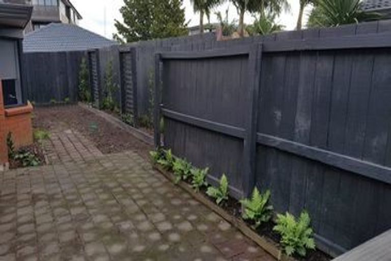 Photo of property in 3/26 Alfriston Road, Manurewa East, Auckland, 2102