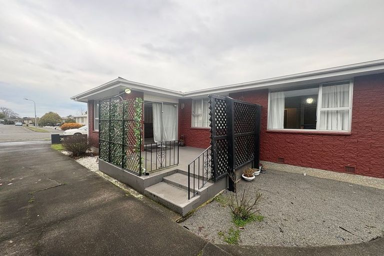 Photo of property in 1/61 Reynolds Avenue, Bishopdale, Christchurch, 8053