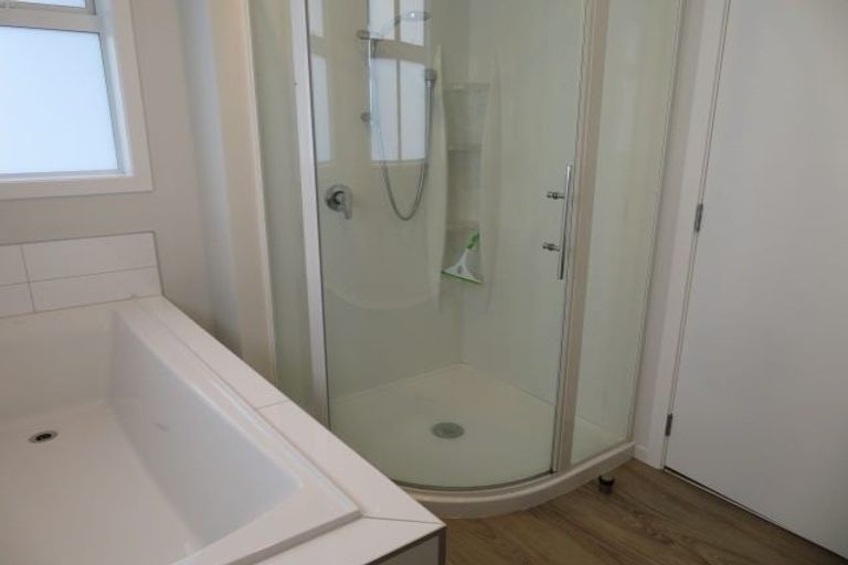 Photo of property in 1b Manderson Grove, Fairfield, Lower Hutt, 5011