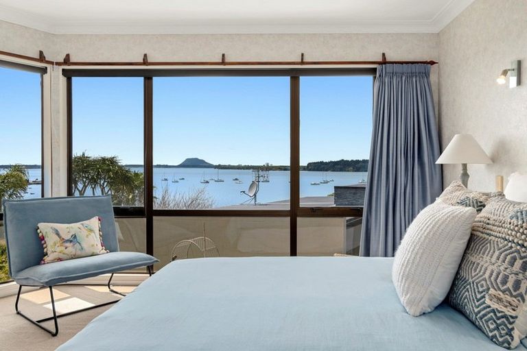 Photo of property in 55 Omokoroa Road, Omokoroa, 3114