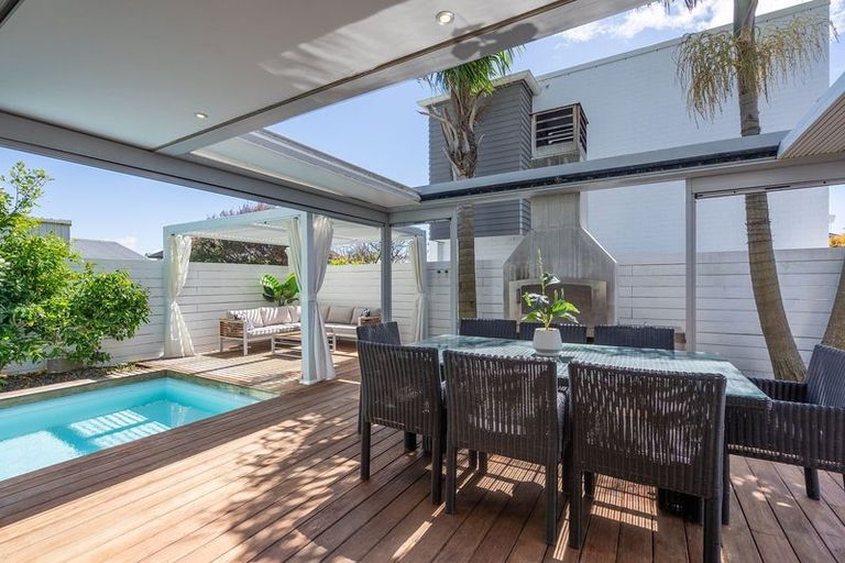 Photo of property in 249a Dickson Road, Papamoa Beach, Papamoa, 3118