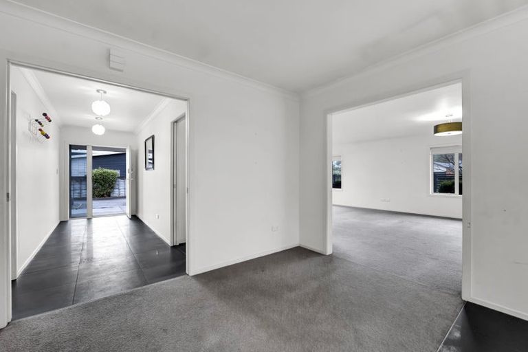 Photo of property in 92b Fairfield Road, Hawera, 4610