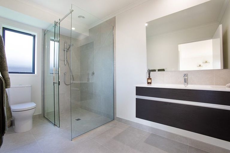 Photo of property in 25b Silverwood Lane, Leamington, Cambridge, 3495