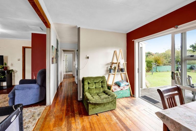 Photo of property in 55 Collingwood Street, Eltham, 4322