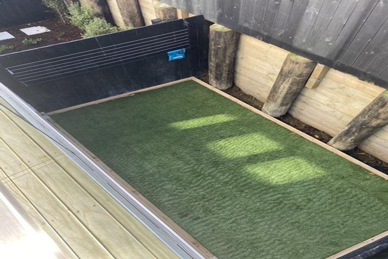 Photo of property in 15 Pukakaho Lane, Papatoetoe, Auckland, 2025