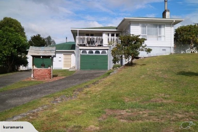 Photo of property in 2 Hikurangi Terrace, Taumarunui, 3920