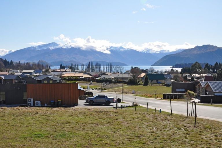 Photo of property in Meadowstone Alpha Series, 22 Sapphire Spring Rise, Wanaka, 9305