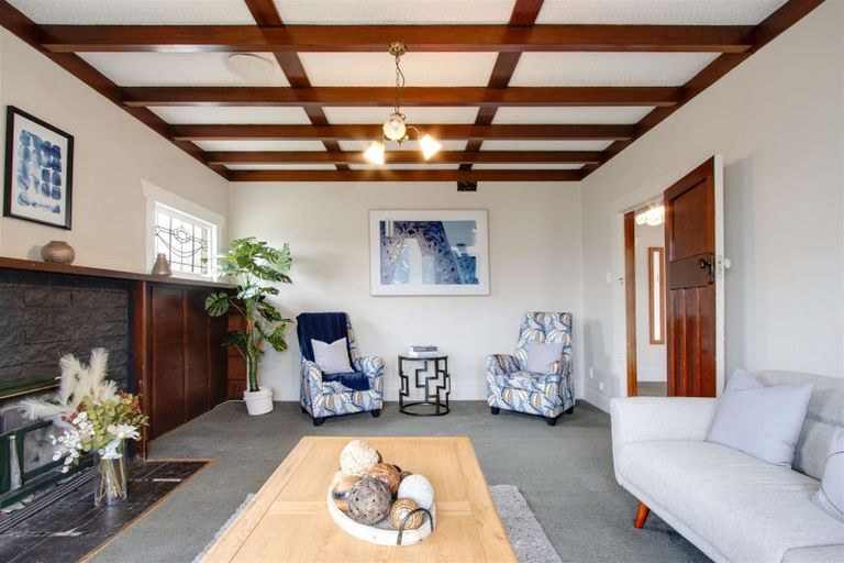 Photo of property in 90 Mcdonald Street, Napier South, Napier, 4110