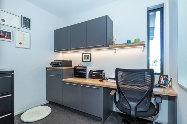 Photo of property in 1 Waterton Point, Huntingdon, Ashburton, 7774