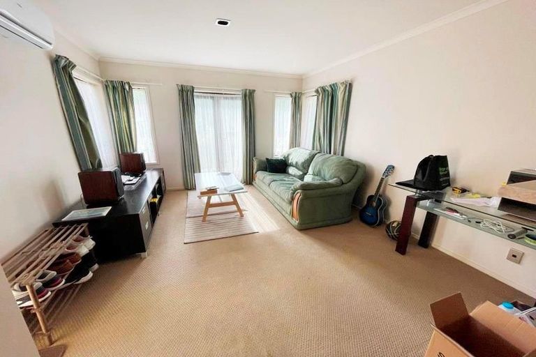 Photo of property in 34 Helen Ryburn Place, Torbay, Auckland, 0630