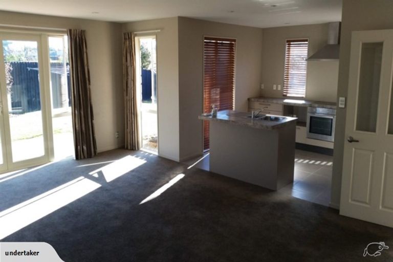 Photo of property in 23 Taunton Place, Rangiora, 7400