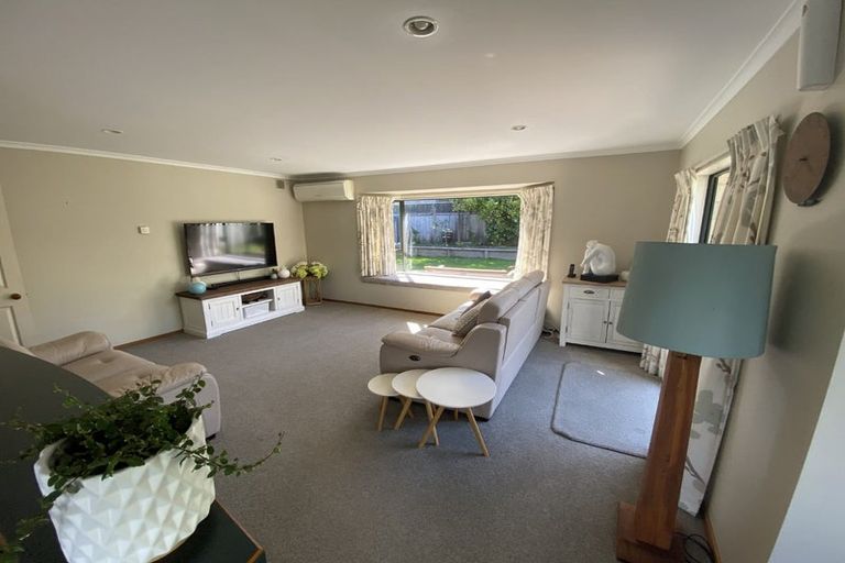Photo of property in 22 Sunburst Court, Paraparaumu Beach, Paraparaumu, 5032