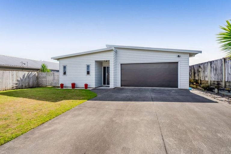 Photo of property in 4 Coby Sydney Drive, Bell Block, New Plymouth, 4312