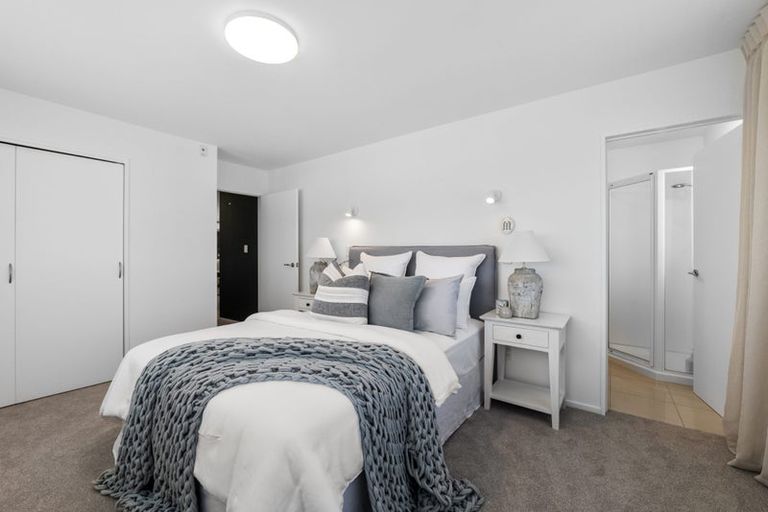 Photo of property in 6/1086 Papamoa Beach Road, Papamoa Beach, Papamoa, 3118