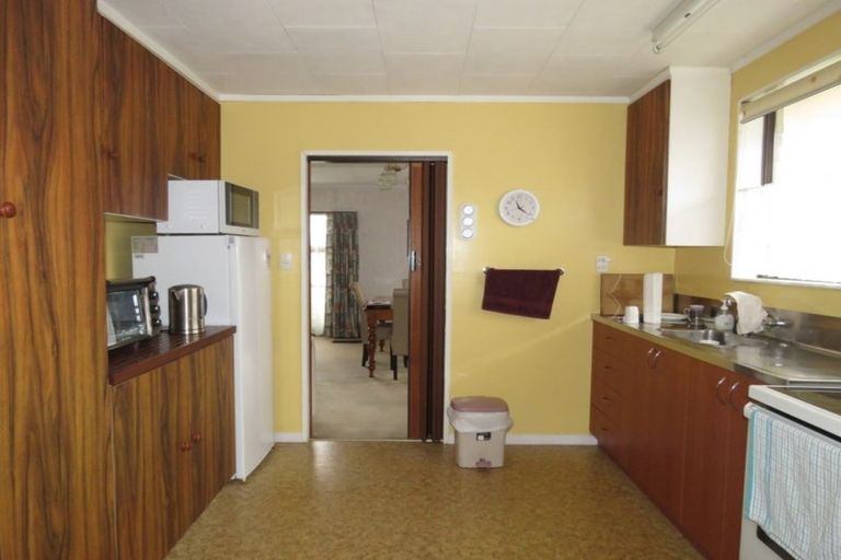 Photo of property in 64 Henley Street, Westport, 7825