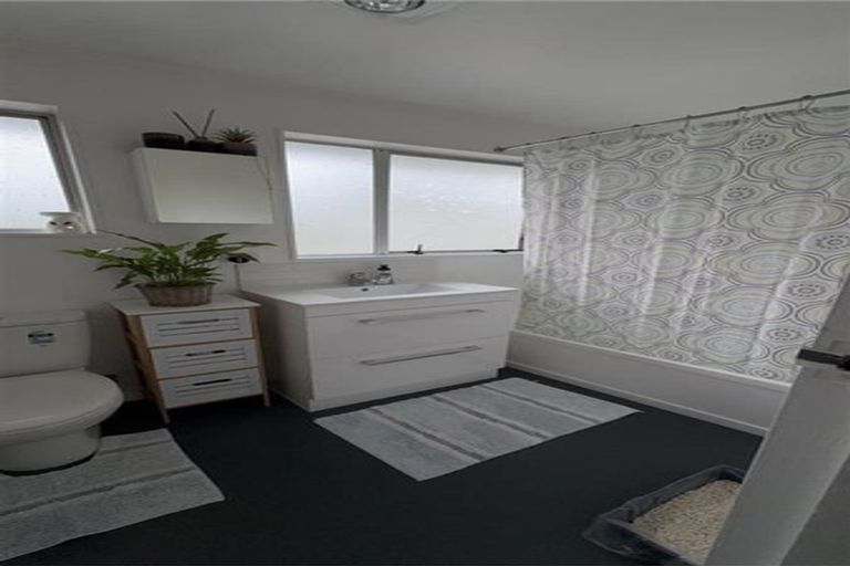 Photo of property in 3/52 Awatea Street, Ranui, Porirua, 5024