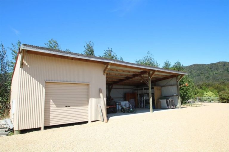 Photo of property in 18 Onekaka Iron Works Road, Onekaka, Takaka, 7182