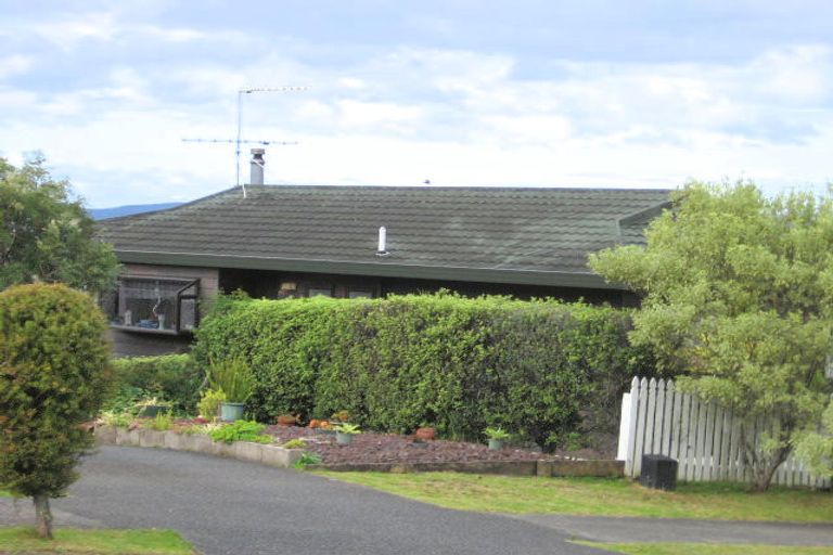 Photo of property in 10 Brampton Road, Snells Beach, 0920