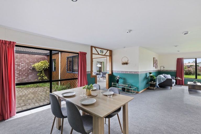 Photo of property in 83d Princess Street, Waitara, 4320