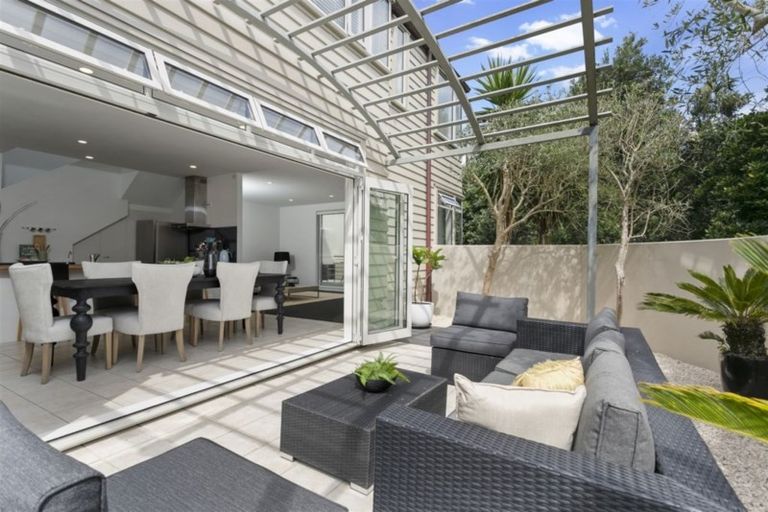 Photo of property in 9/38 Bracken Avenue, Takapuna, Auckland, 0622