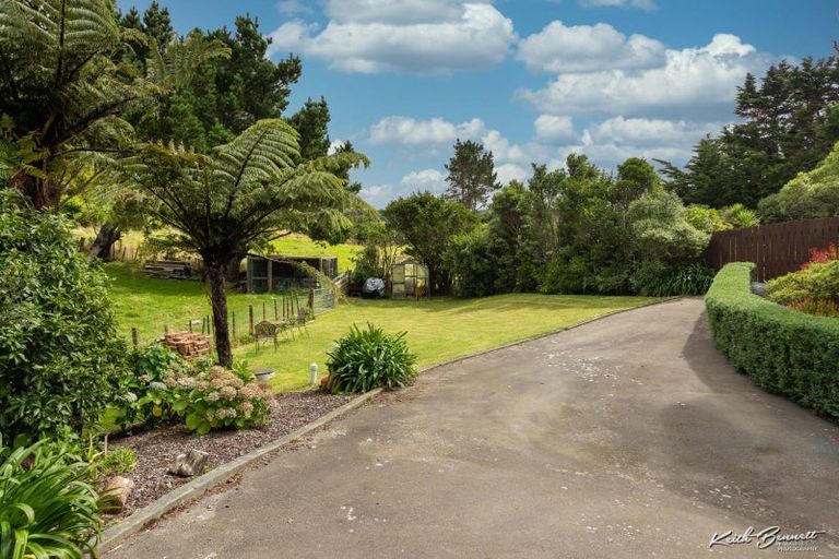 Photo of property in 18 Crestview Grove, Belmont, Lower Hutt, 5010