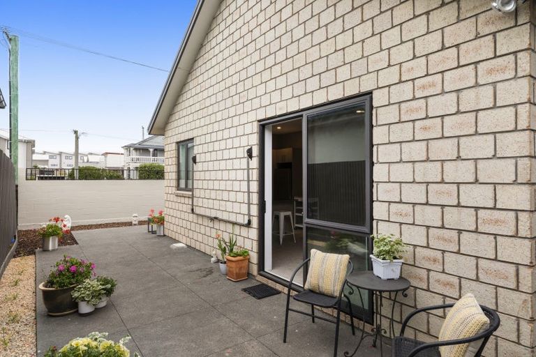 Photo of property in 42a Oram Avenue, New Brighton, Christchurch, 8061