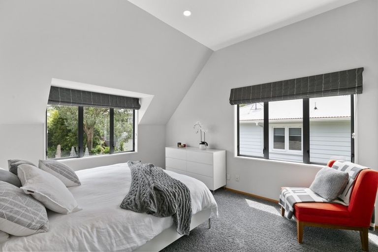 Photo of property in 34b Lucknow Terrace, Khandallah, Wellington, 6035