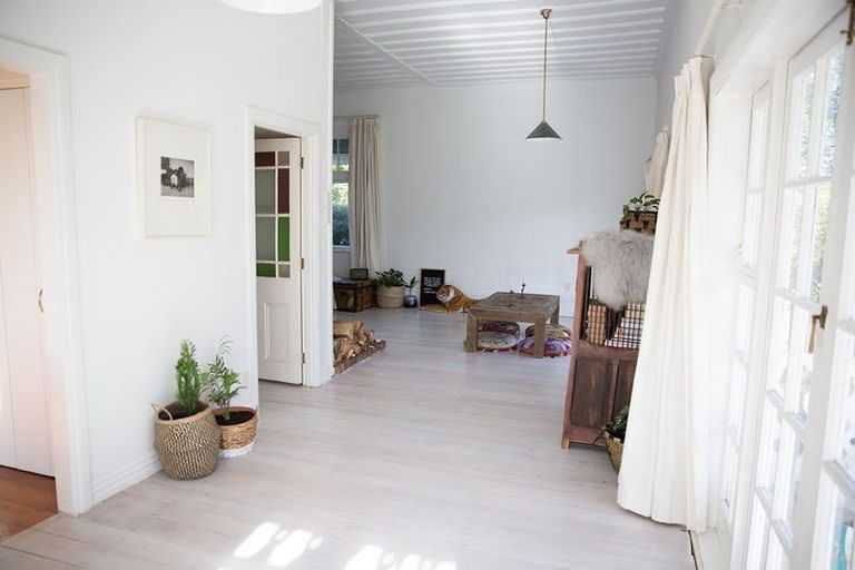 Photo of property in 6 Main Street, Greytown, 5712