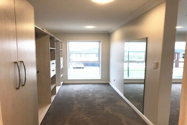 Photo of property in 32 Hikuawa Road, Flat Bush, Auckland, 2019