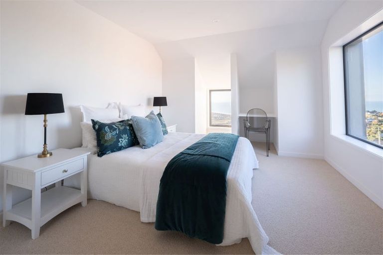 Photo of property in 9 Loader Lane, Clifton, Christchurch, 8081