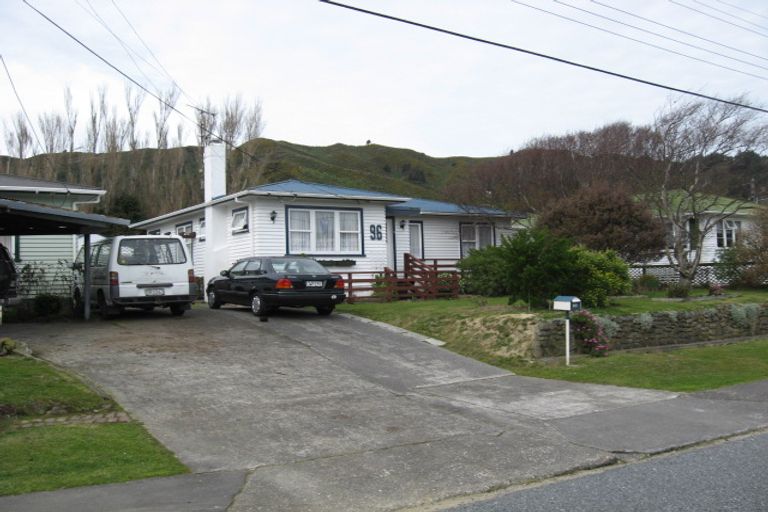 Photo of property in 96 Frederick Street, Wainuiomata, Lower Hutt, 5014