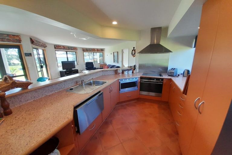 Photo of property in 25 Kawhero Drive, Kuaotunu, Whitianga, 3592