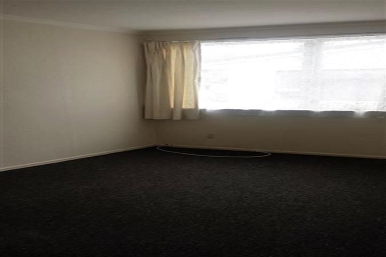 Photo of property in 5 Ranelagh Terrace, Karori, Wellington, 6012