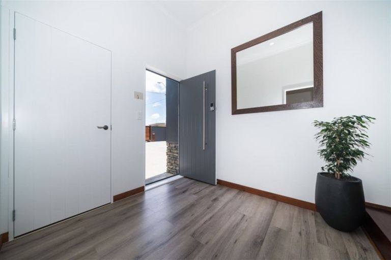 Photo of property in 413 Aokautere Drive, Aokautere, Palmerston North, 4471