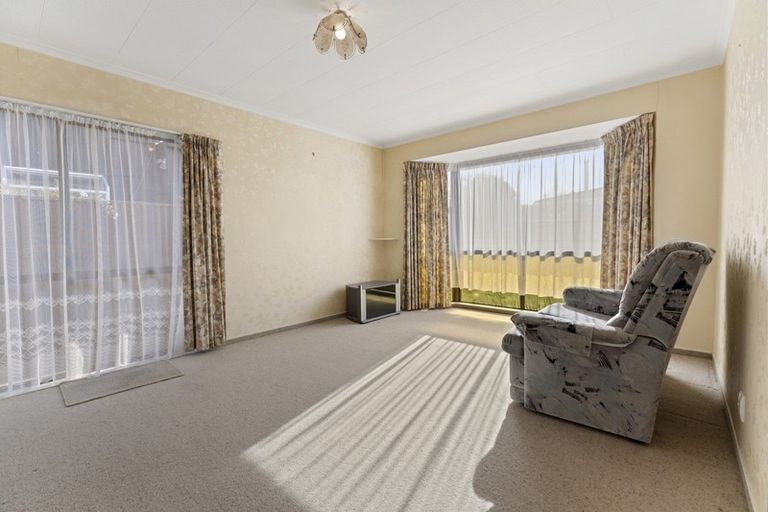 Photo of property in 2/38 Mako Mako Road, Levin, 5510