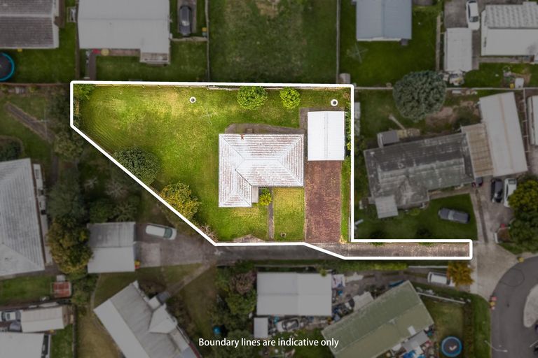 Photo of property in 12 Le Havre Place, Takanini, 2112