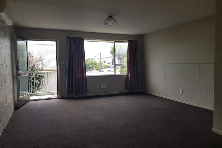 Photo of property in 2/72 Fairfield Avenue, Addington, Christchurch, 8024