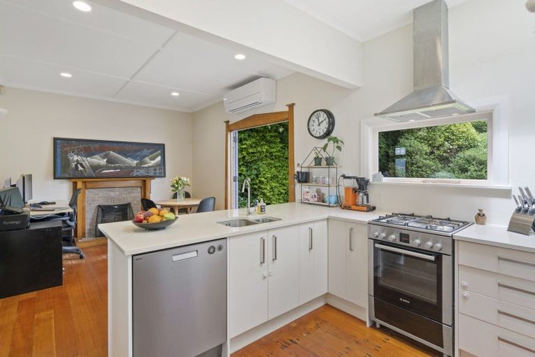 Photo of property in 93 Duthie Street, Karori, Wellington, 6012