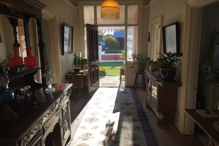 Photo of property in 5 Queen Street, Waimate, 7924