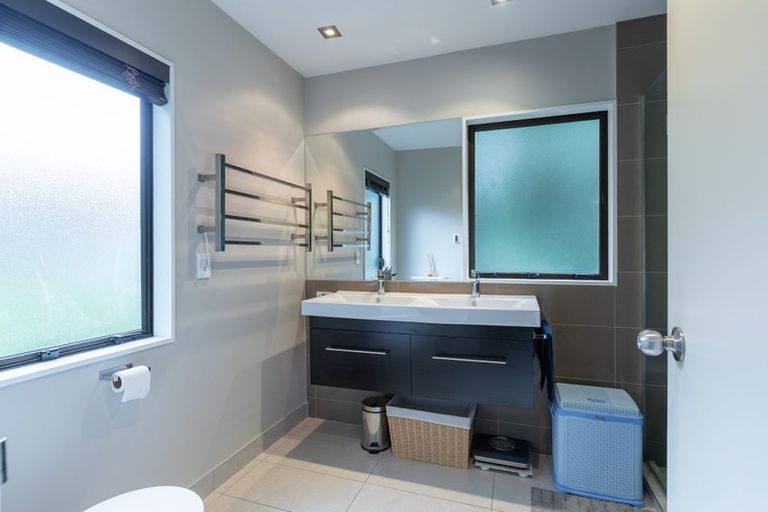 Photo of property in 7/244 Onewa Road, Birkenhead, Auckland, 0626