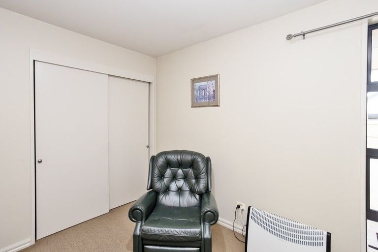 Photo of property in 8 Craig Street, Waikiwi, Invercargill, 9810